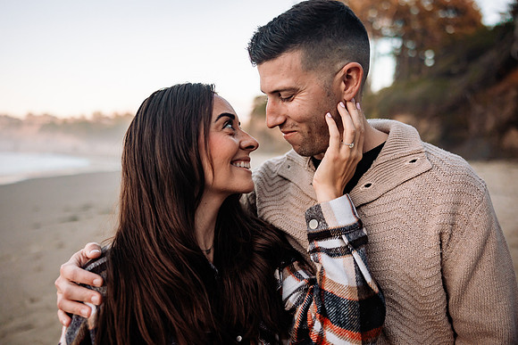 Alec-Mihkaela-Fogarty-Creek-Engagement-45