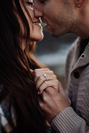 Alec-Mihkaela-Fogarty-Creek-Engagement-27