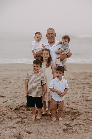 Family-Photos-2024-Lincoln-City-Oregon--4