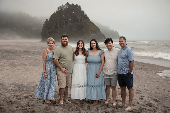 Marybeth-Neskowin-Oregon-Family-Photos-2025 (65 of 78)