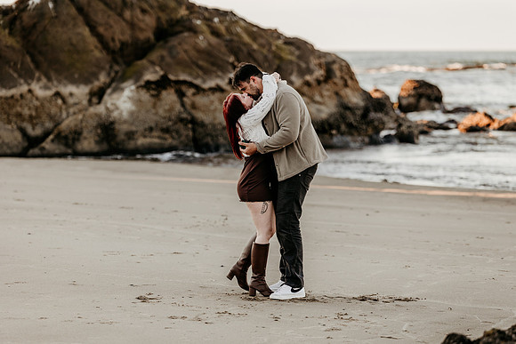 Jake-Payton-Proposal-Engagement-Family-Photos-Oregon-Coast (35 of 54)