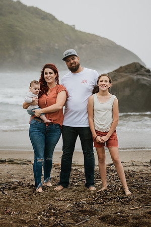 Amy-Fogarty-Creek-Park-Lincoln-City-Oregon-Family-Photo-2021-9719