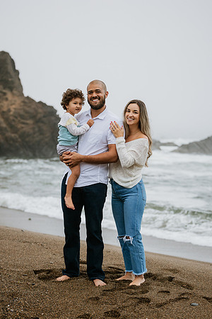 Amy-Fogarty-Creek-Park-Lincoln-City-Oregon-Family-Photo-2021-9444
