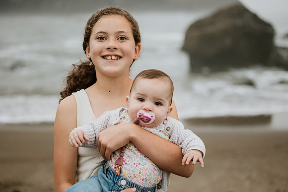 Amy-Fogarty-Creek-Park-Lincoln-City-Oregon-Family-Photo-2021-9724
