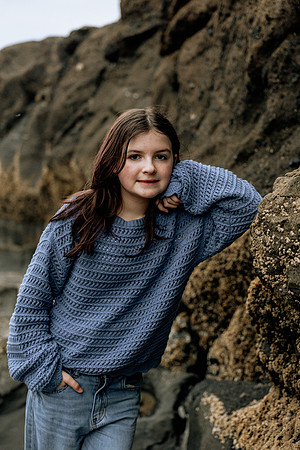 Shannon-Family-Photos--2026Forgarty-Creek-Depoe-Bay-oregon (23 of 84)