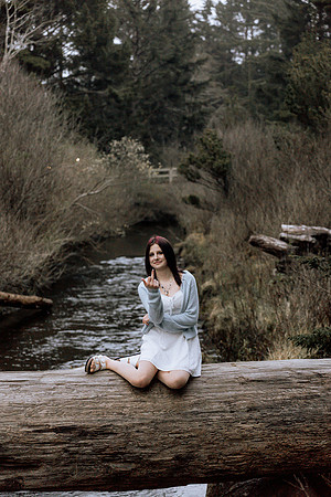 Shannon-Family-Photos--2026Forgarty-Creek-Depoe-Bay-oregon (77 of 84)