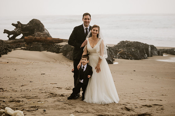 Alex-Danielle-Inn-Spanish-Head-Lincoln-City-oregon-wedding-0580