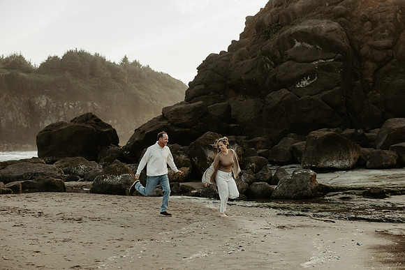 Phil-Monique-Engagement-Photos-Forgarty-Creek-Depoe-Bay-oregon (28 of 66)