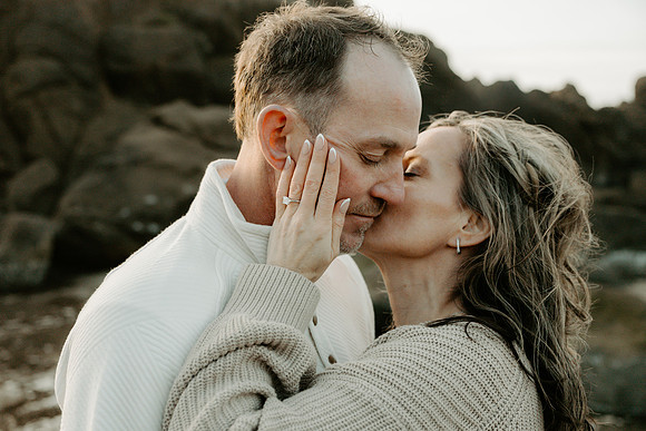Phil-Monique-Engagement-Photos-Forgarty-Creek-Depoe-Bay-oregon (35 of 66)