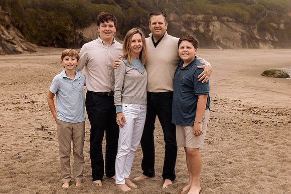 Marsha-Family-Photos-Lincoln-City-Oregon-2022 (33 of 57)