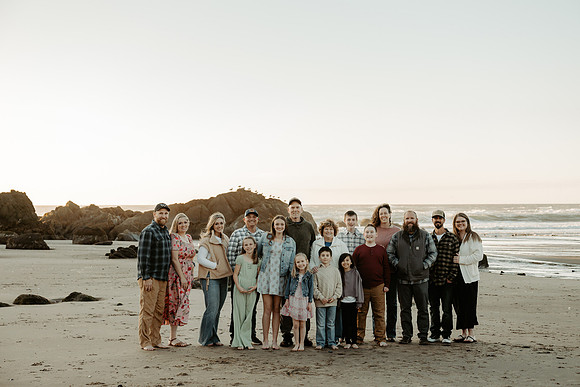Tammy-Family-Photos-2026-Lincoln-City-Oregon (3 of 75)