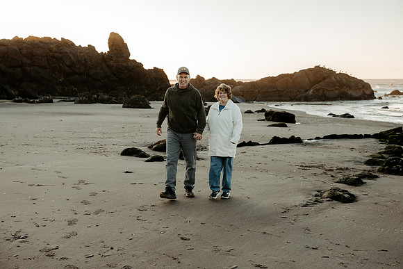 Tammy-Family-Photos-2026-Lincoln-City-Oregon (11 of 75)