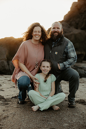 Tammy-Family-Photos-2026-Lincoln-City-Oregon (25 of 75)