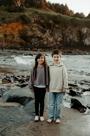 Tammy-Family-Photos-2026-Lincoln-City-Oregon (46 of 75)
