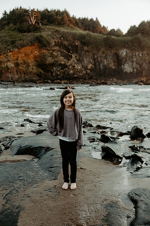 Tammy-Family-Photos-2026-Lincoln-City-Oregon (51 of 75)