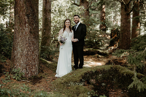 Alex-Sara-Salishan-Lodge-Lincoln-City-Wedding-Photos (6 of 74)