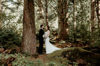 Alex-Sara-Salishan-Lodge-Lincoln-City-Wedding-Photos (8 of 74)