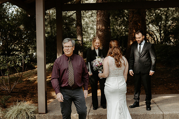 Alex-Sara-Salishan-Lodge-Lincoln-City-Wedding-Photos (29 of 74)