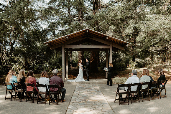 Alex-Sara-Salishan-Lodge-Lincoln-City-Wedding-Photos (30 of 74)