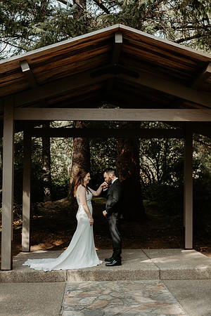 Alex-Sara-Salishan-Lodge-Lincoln-City-Wedding-Photos (35 of 74)