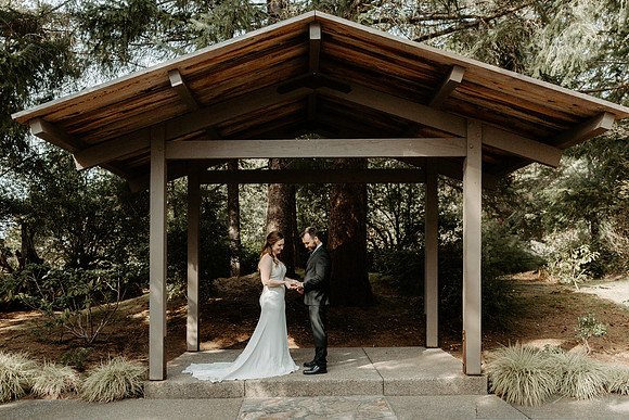 Alex-Sara-Salishan-Lodge-Lincoln-City-Wedding-Photos (36 of 74)