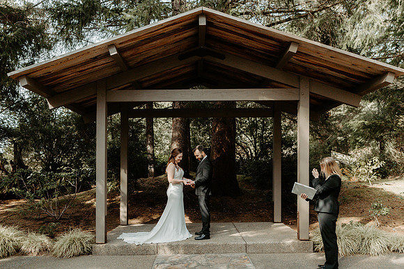 Alex-Sara-Salishan-Lodge-Lincoln-City-Wedding-Photos (37 of 74)
