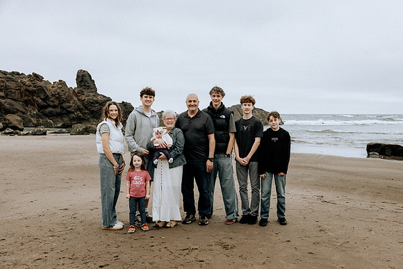 Joyce-Family-Photos-2026-Lincoln-City-Oregon (3 of 78)