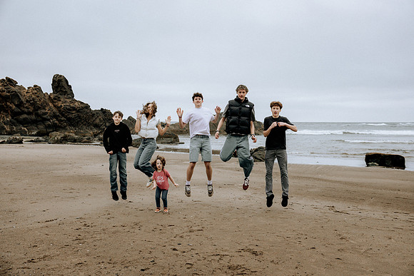 Joyce-Family-Photos-2026-Lincoln-City-Oregon (8 of 78)