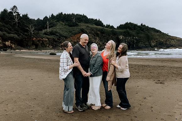 Joyce-Family-Photos-2026-Lincoln-City-Oregon (13 of 78)
