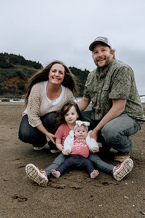 Joyce-Family-Photos-2026-Lincoln-City-Oregon (23 of 78)