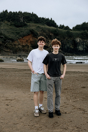 Joyce-Family-Photos-2026-Lincoln-City-Oregon (38 of 78)