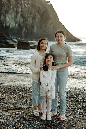 Sandi-Family-Photos-2026-Oregon (15 of 77)