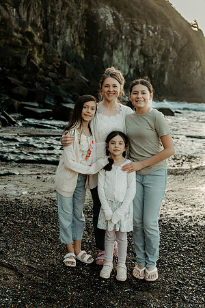 Sandi-Family-Photos-2026-Oregon (74 of 77)