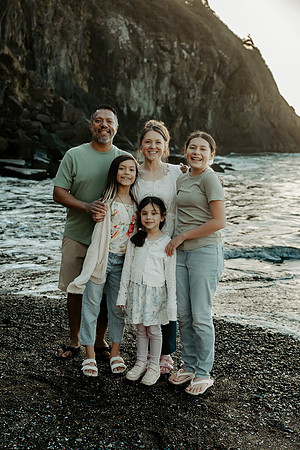 Sandi-Family-Photos-2026-Oregon (75 of 77)