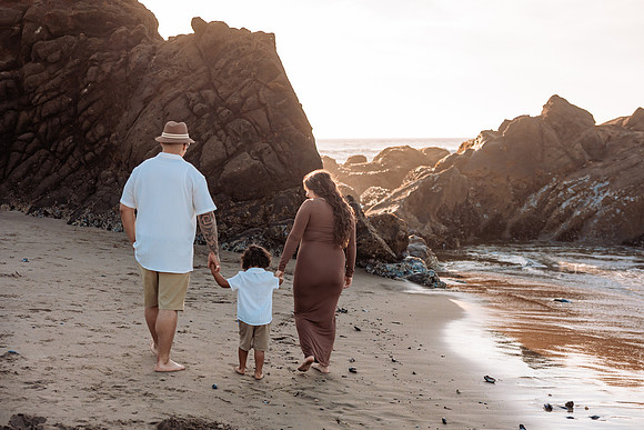 Mia-Maternity-Photos-2024-Fogarty-Creek-Depoe-Bay-oregon-27