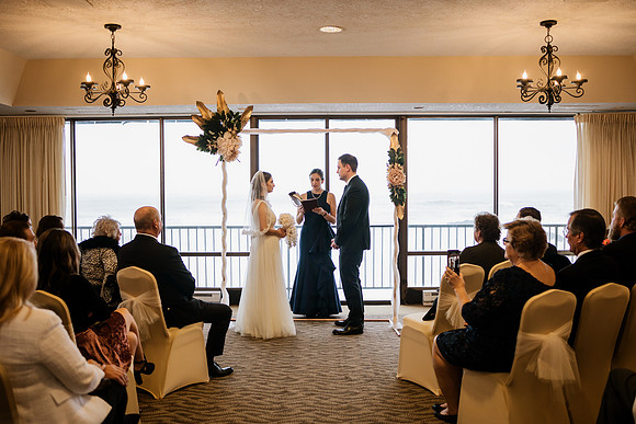 Alex-Danielle-Inn-Spanish-Head-Lincoln-City-oregon-wedding-0162