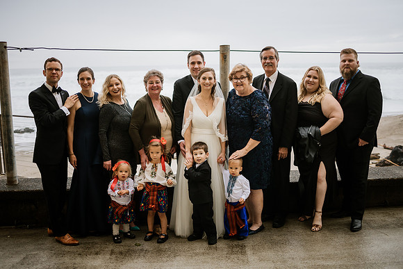 Alex-Danielle-Inn-Spanish-Head-Lincoln-City-oregon-wedding-0404