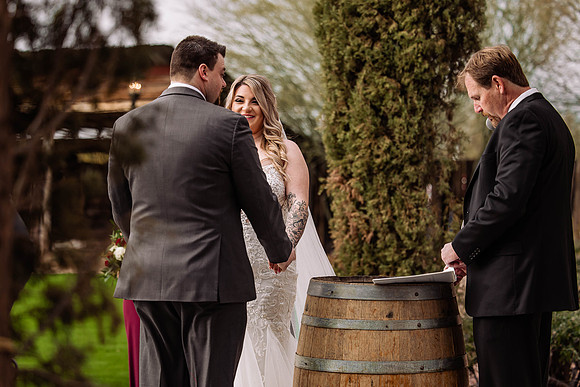 Dakota-jordan-Windmill-winery-Florence-Arizona-wedding-2023-photos-0901