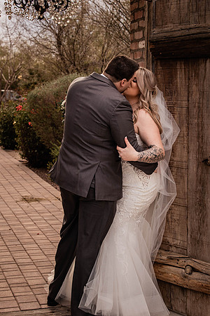 Dakota-jordan-Windmill-winery-Florence-Arizona-wedding-2023-photos-1532