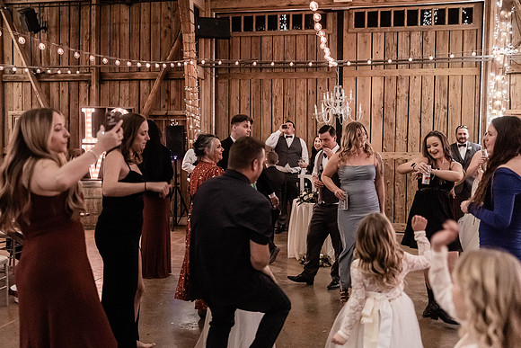 Dakota-jordan-Windmill-winery-Florence-Arizona-wedding-2023-photos-6278