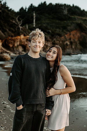 Nikki-Family-oregon-photos-2026 (56 of 69)