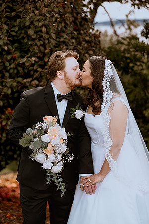Maxwell-Olivia-Wedding-Photos-Washington-Steilacom-2025 (224 of 362)