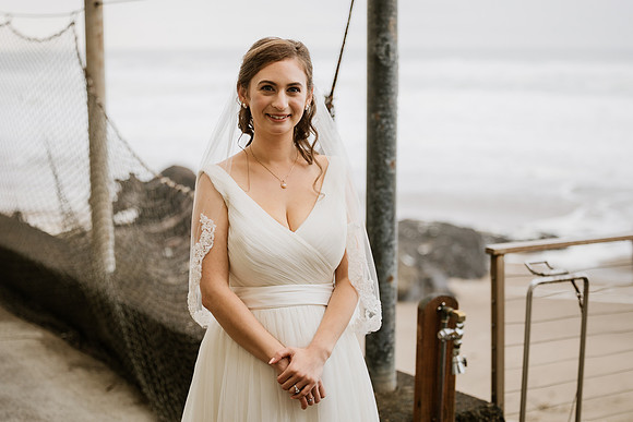 Alex-Danielle-Inn-Spanish-Head-Lincoln-City-oregon-wedding-0393