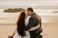 Colton-Kali-Chinook-Winds-Casino-Wedding-Photos-9879