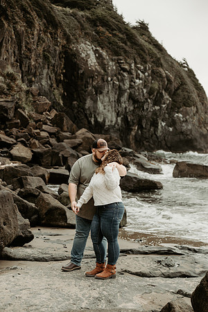 Jordan-Ethan-Engagement-forgarty-creek-oregon-photos (20 of 51)