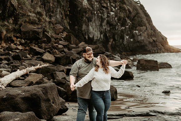 Jordan-Ethan-Engagement-forgarty-creek-oregon-photos (21 of 51)