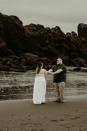 Jordan-Ethan-Engagement-forgarty-creek-oregon-photos (2 of 51)