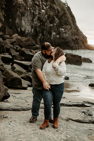 Jordan-Ethan-Engagement-forgarty-creek-oregon-photos (23 of 51)