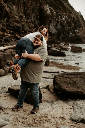 Jordan-Ethan-Engagement-forgarty-creek-oregon-photos (29 of 51)