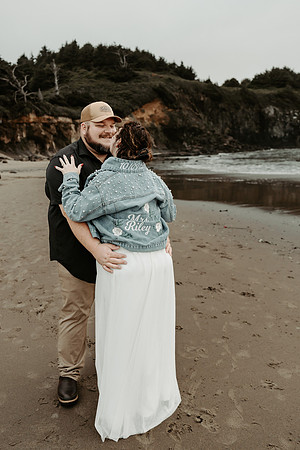 Jordan-Ethan-Engagement-forgarty-creek-oregon-photos (33 of 51)
